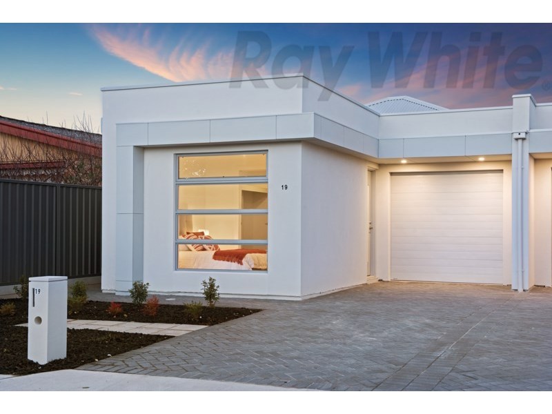 19a Hurstfield Terrace, Findon SA 5023