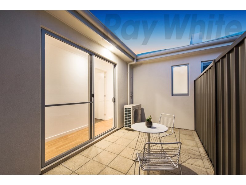 19a Hurstfield Terrace, Findon SA 5023