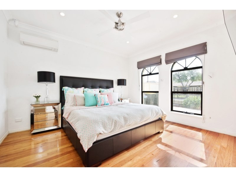 1 Davis Street, Woodville South SA 5011