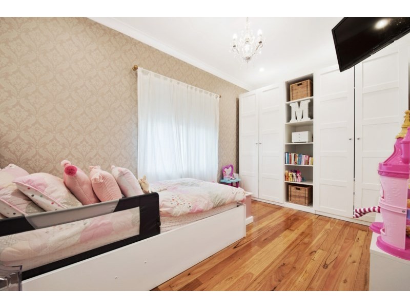 1 Davis Street, Woodville South SA 5011