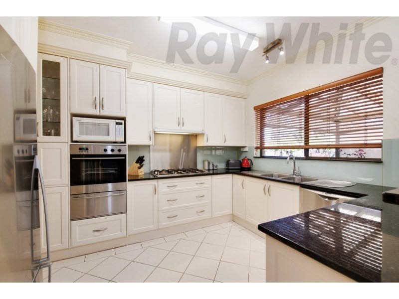 21 Birkdale Grove, West Lakes SA 5021