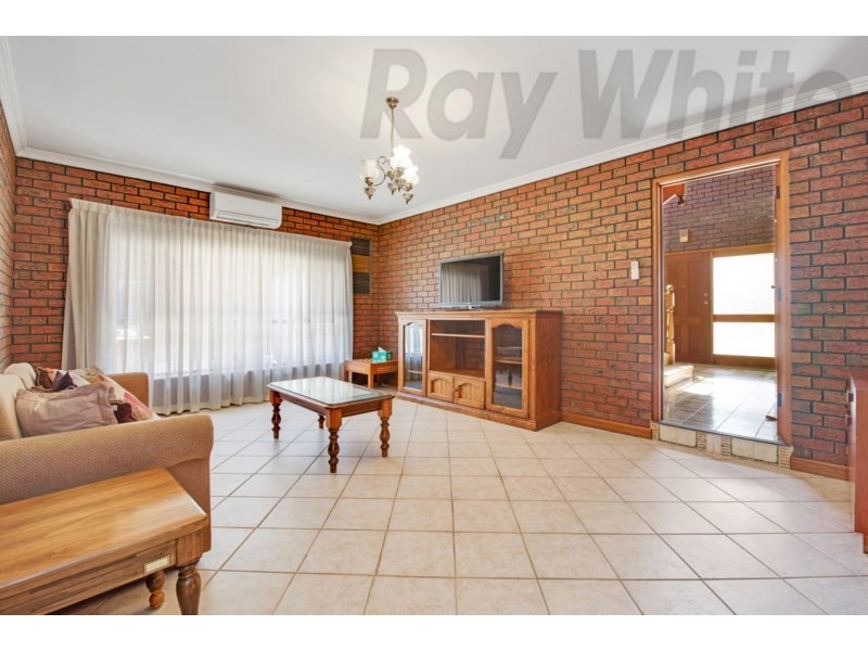 21 Birkdale Grove, West Lakes SA 5021