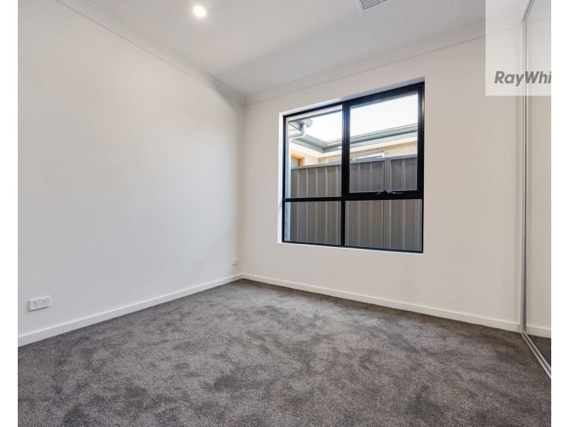 5A Lomond Court, West Lakes SA 5021