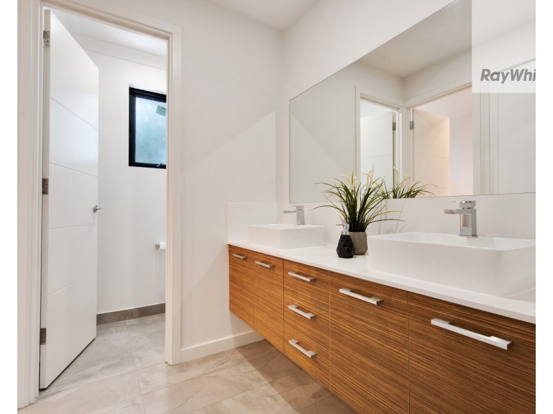 5A Lomond Court, West Lakes SA 5021