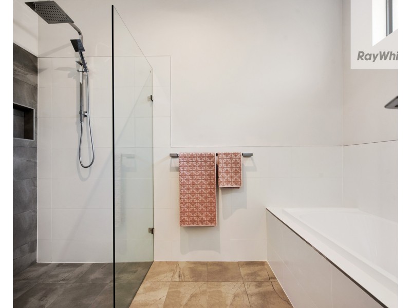 5A Lomond Court, West Lakes SA 5021