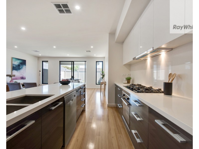 5A Lomond Court, West Lakes SA 5021