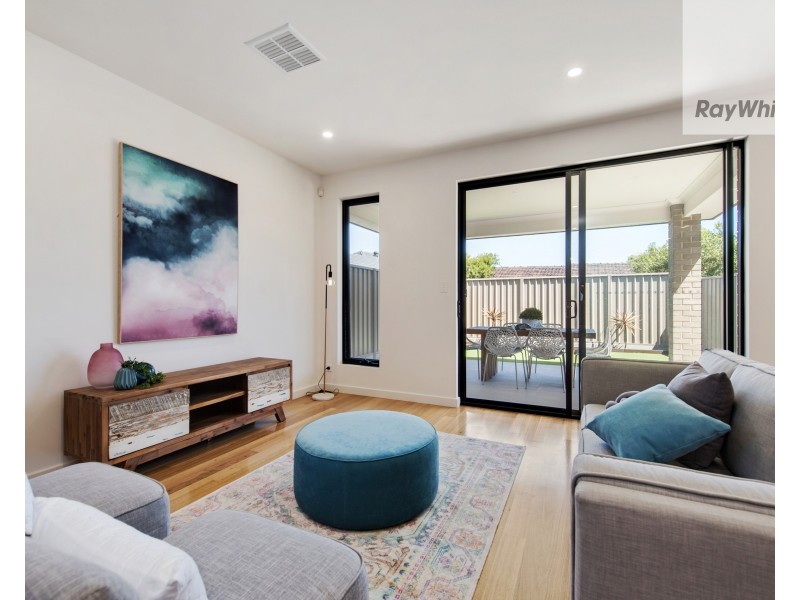 5A Lomond Court, West Lakes SA 5021