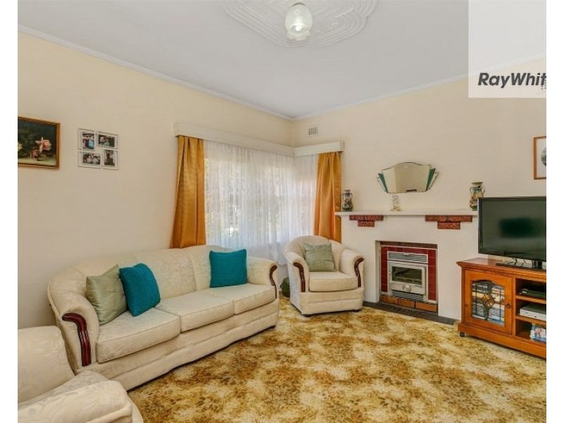 12 Harvey Street West, Woodville SA 5011