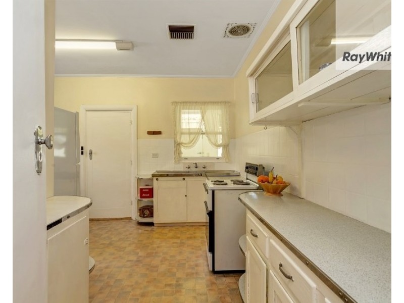 12 Harvey Street West, Woodville SA 5011