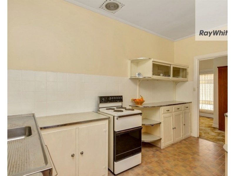 12 Harvey Street West, Woodville SA 5011