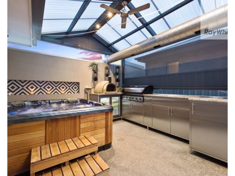 3/2 Norman Street, Findon SA 5023