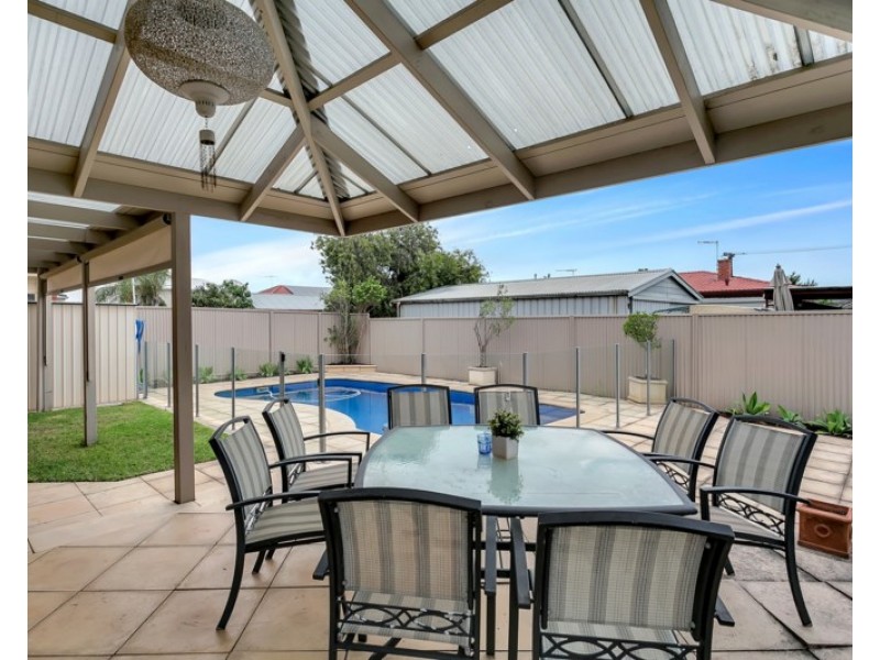 17 Sutherland Road, Ferryden Park SA 5010