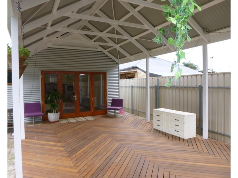 4 Reynolds Street, Rosewater SA 5013