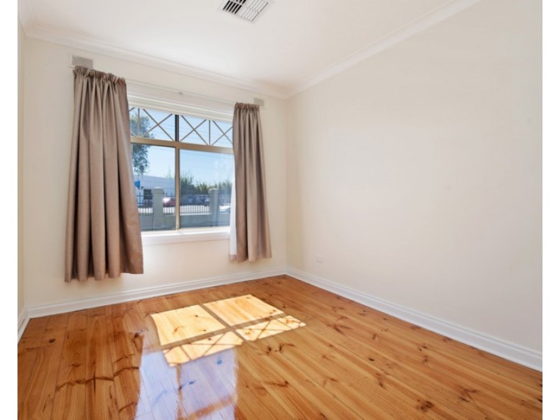 206 Findon Road, Findon SA 5023