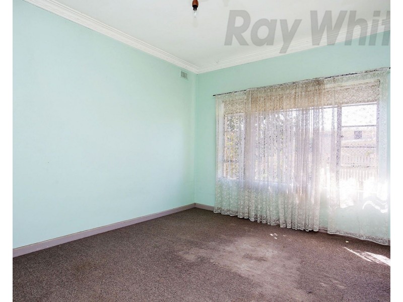 18 Lipsett Terrace, Brooklyn Park SA 5032