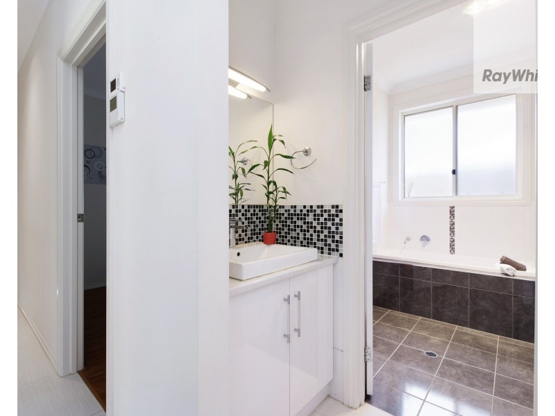 6 Bolton Street, Mansfield Park SA 5012