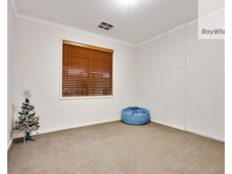 11 Southern Avenue, Mansfield Park SA 5012