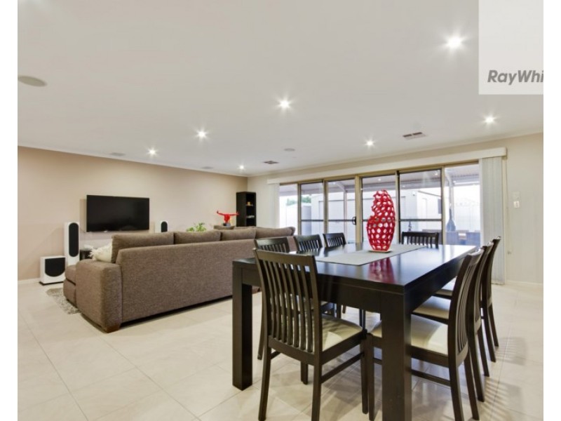 11 Southern Avenue, Mansfield Park SA 5012