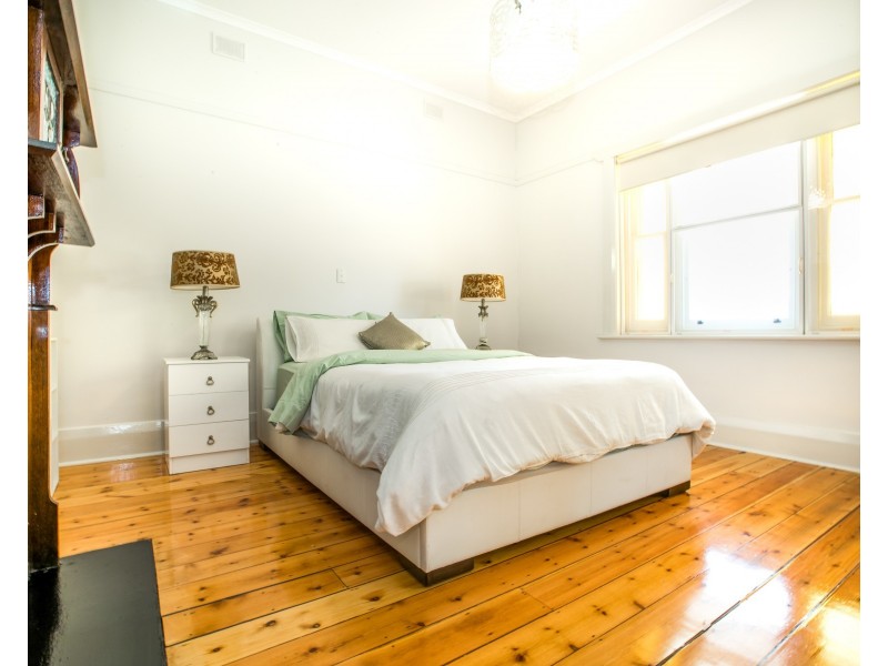 4 Scotia Street, Croydon SA 5008