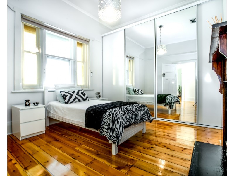 4 Scotia Street, Croydon SA 5008