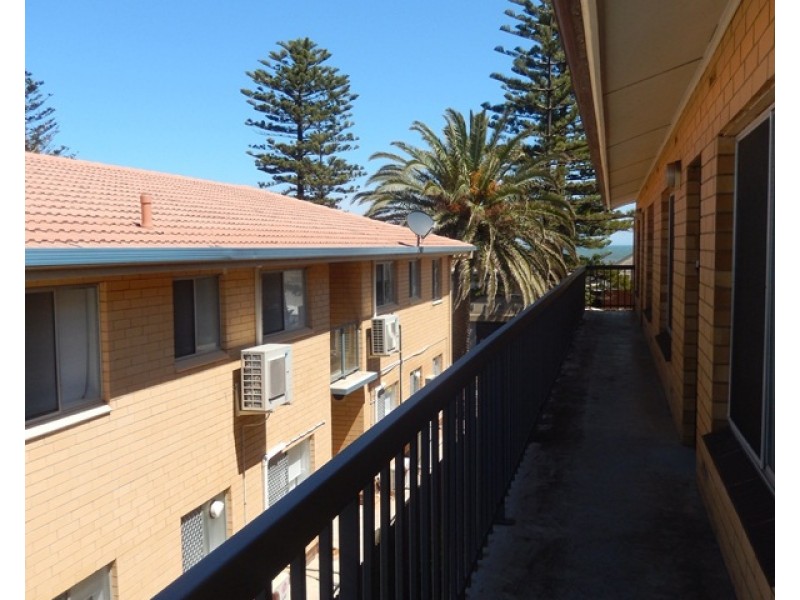 10/172 Seaview Road, Henley Beach South SA 5022