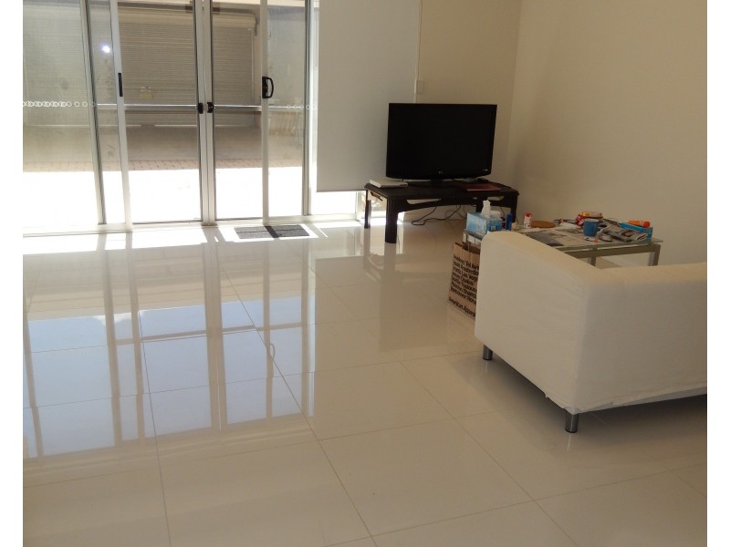 2/2 West Street, Hindmarsh SA 5007