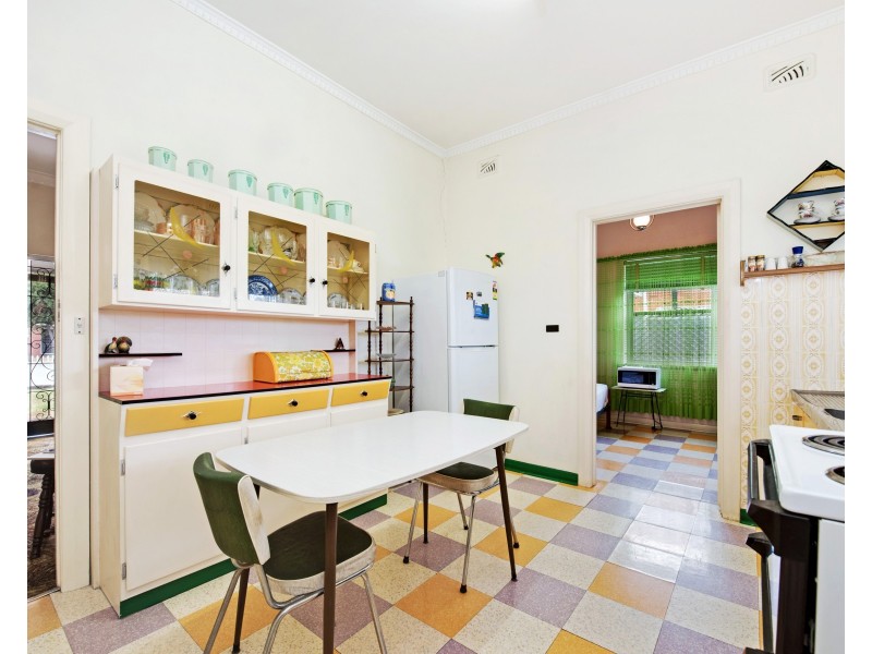 10 Rosemary Street, Woodville West SA 5011