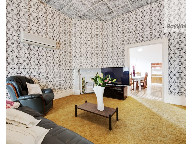 44 Hughes Street North, Woodville SA 5011