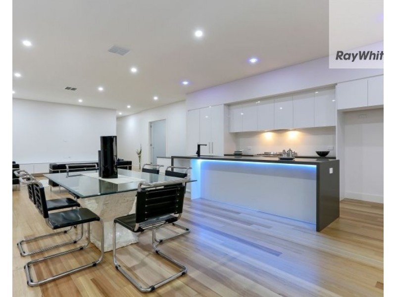 29a Lochside Drive, West Lakes SA 5021