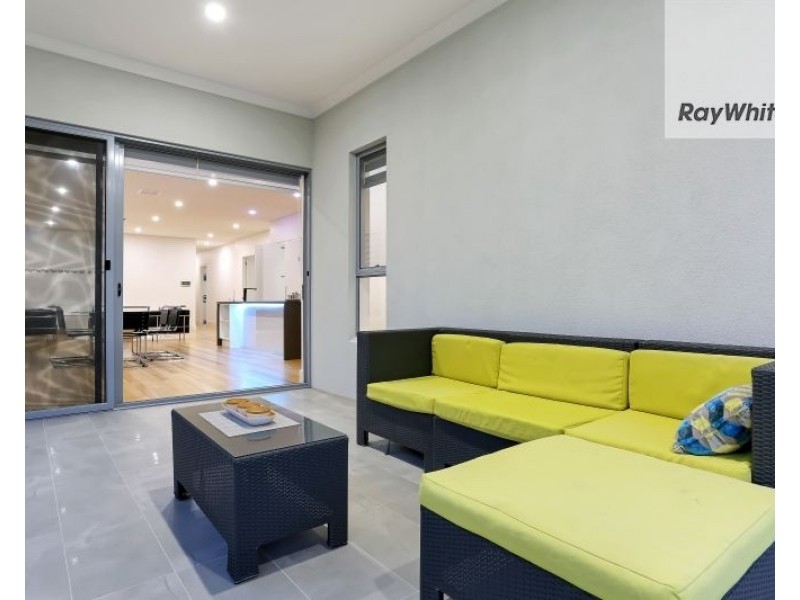 29a Lochside Drive, West Lakes SA 5021