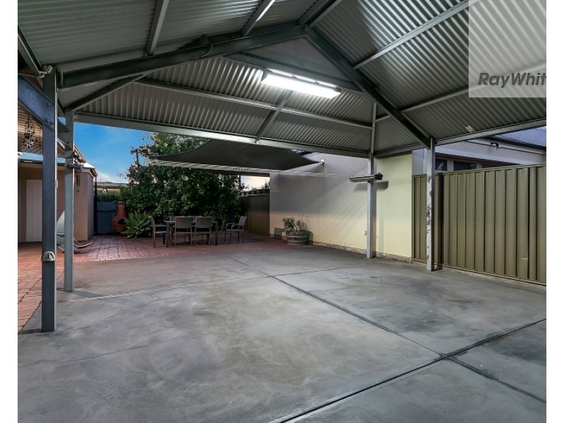 1 Victoria Street, Glandore SA 5037
