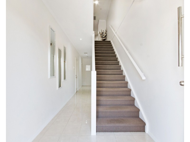 74 Cascades Drive, Mawson Lakes SA 5095