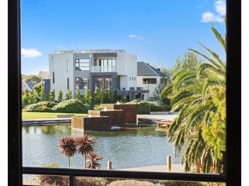 74 Cascades Drive, Mawson Lakes SA 5095