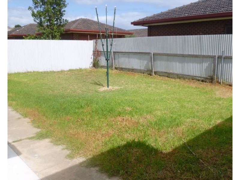 11 Seaton Terrace, Seaton SA 5023