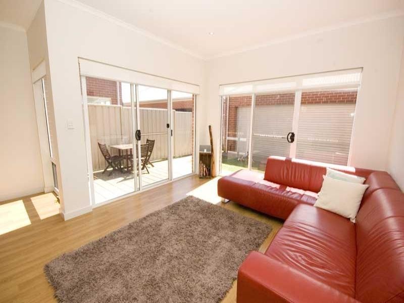 1/4 Green Street, Brompton SA 5007
