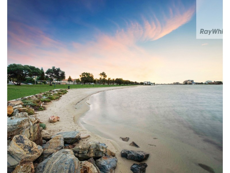 12/80 Military Road, Tennyson SA 5022