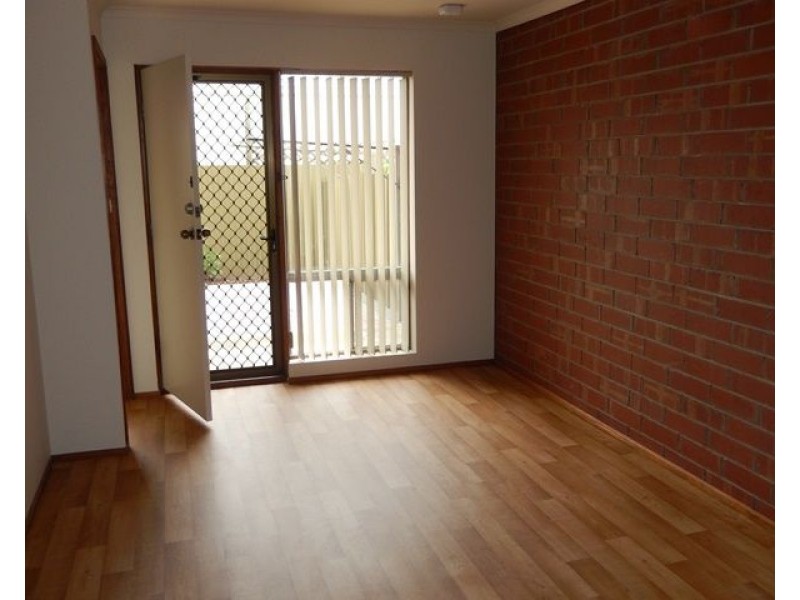 2/112 Woodville Road, Woodville North SA 5012