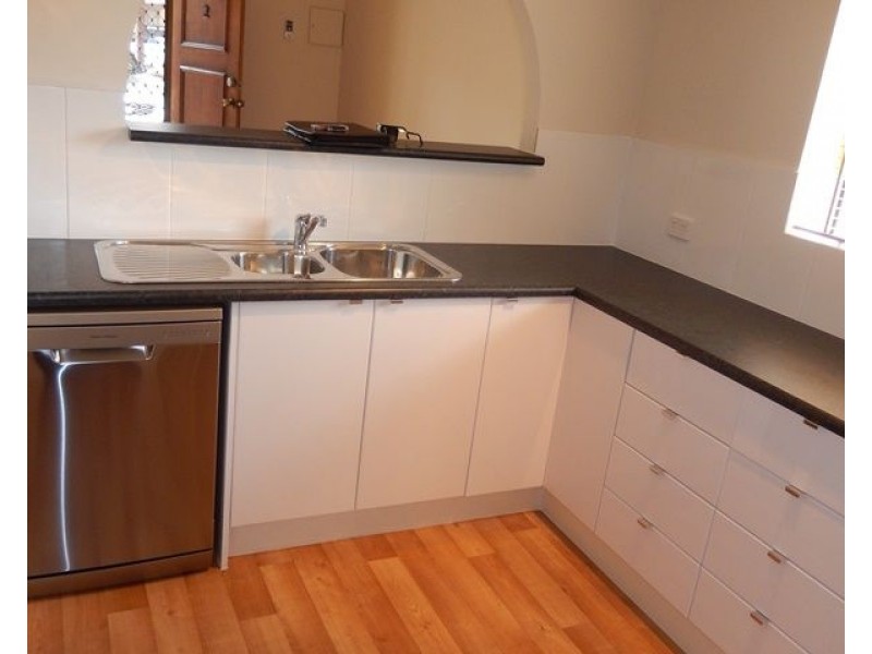 2/112 Woodville Road, Woodville North SA 5012