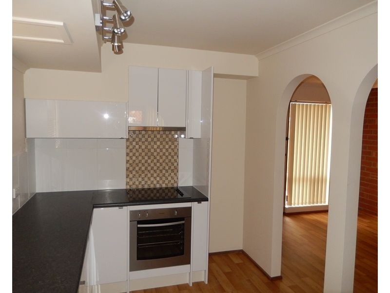 2/112 Woodville Road, Woodville North SA 5012