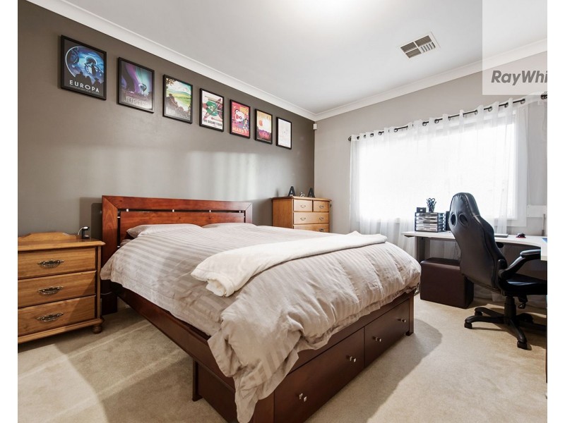 16 Pioneer Street, Seaton SA 5023