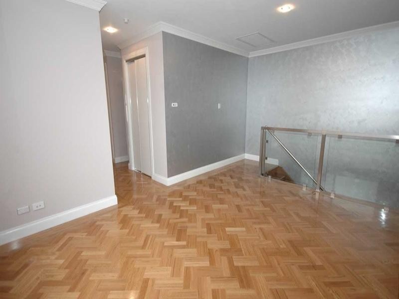 10 McKenzie Circuit, Mawson Lakes SA 5095