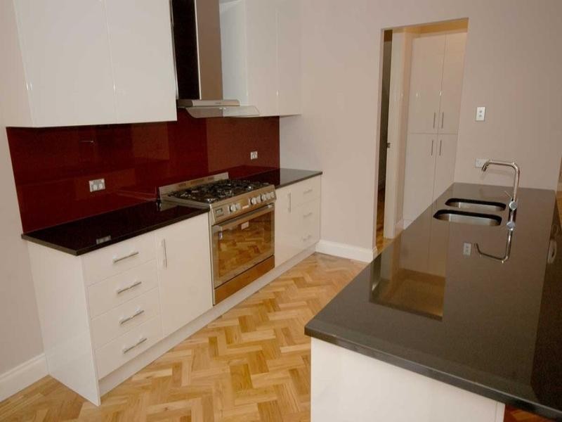 10 McKenzie Circuit, Mawson Lakes SA 5095