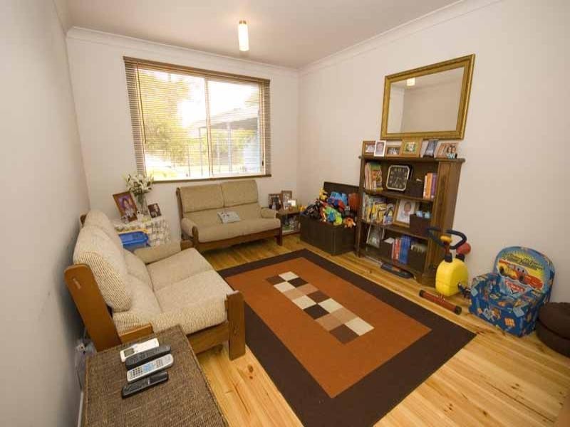 1 Fifth Avenue, Seaton SA 5023