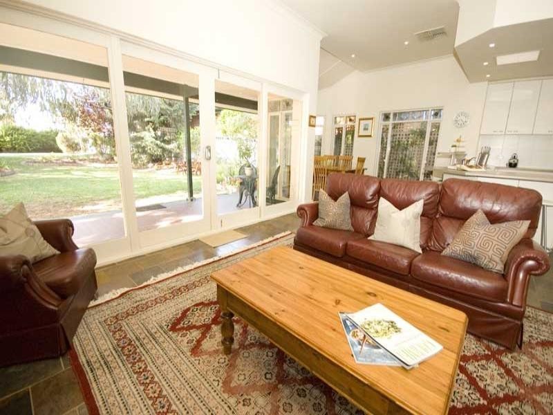 18 Cross Street, Lockleys SA 5032