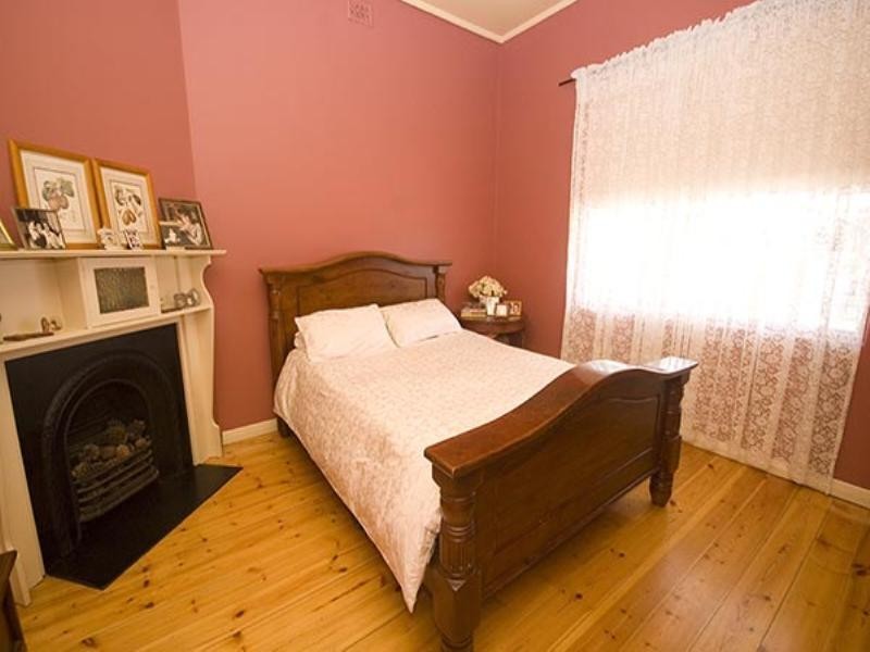 8 Herbert Road, West Croydon SA 5008