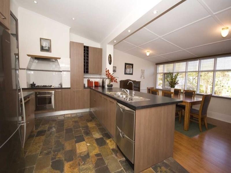 15 Milner Road, Hilton SA 5033