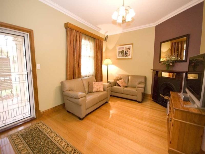 19 Carnarvon Terrace, Largs North SA 5016