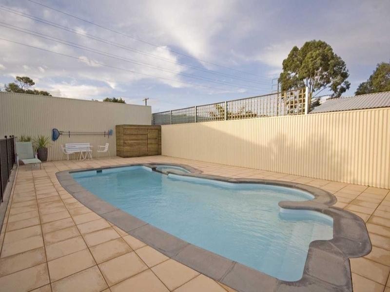 19 Carnarvon Terrace, Largs North SA 5016