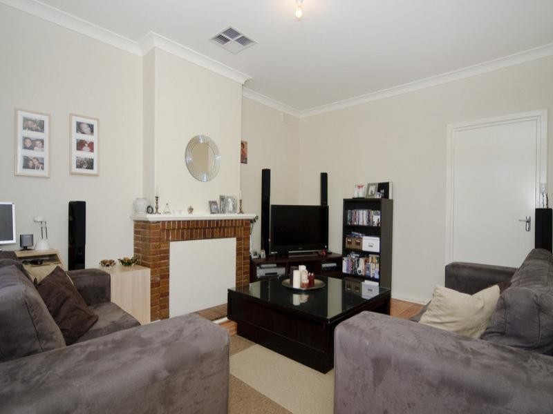 130 Humphries Terrace, Woodville Gardens SA 5012