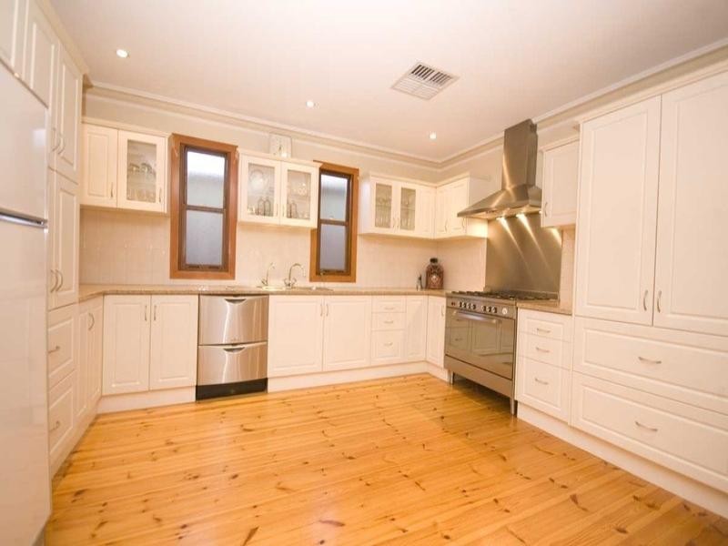 11 Harvey Street West, Woodville SA 5011